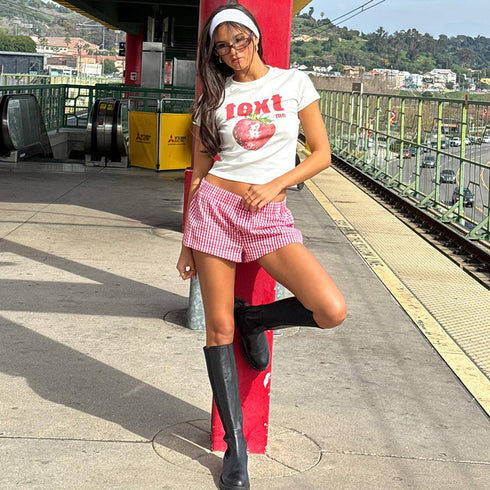 Berry Graphic Crop Tee