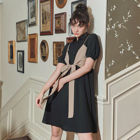 Lace-up bow tie blouse