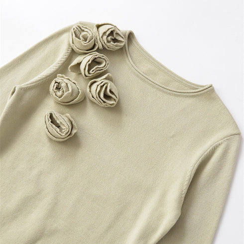Women's Round Neck Floral Embellished Knit Sweater