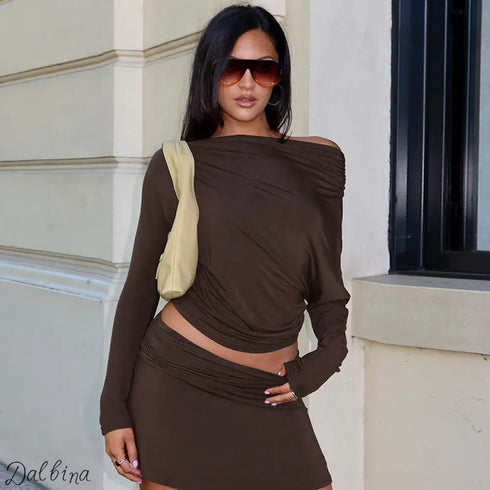 Women’s Sexy Temperament Off-the-shoulder Slim-fit Pleated Long-sleeved Top