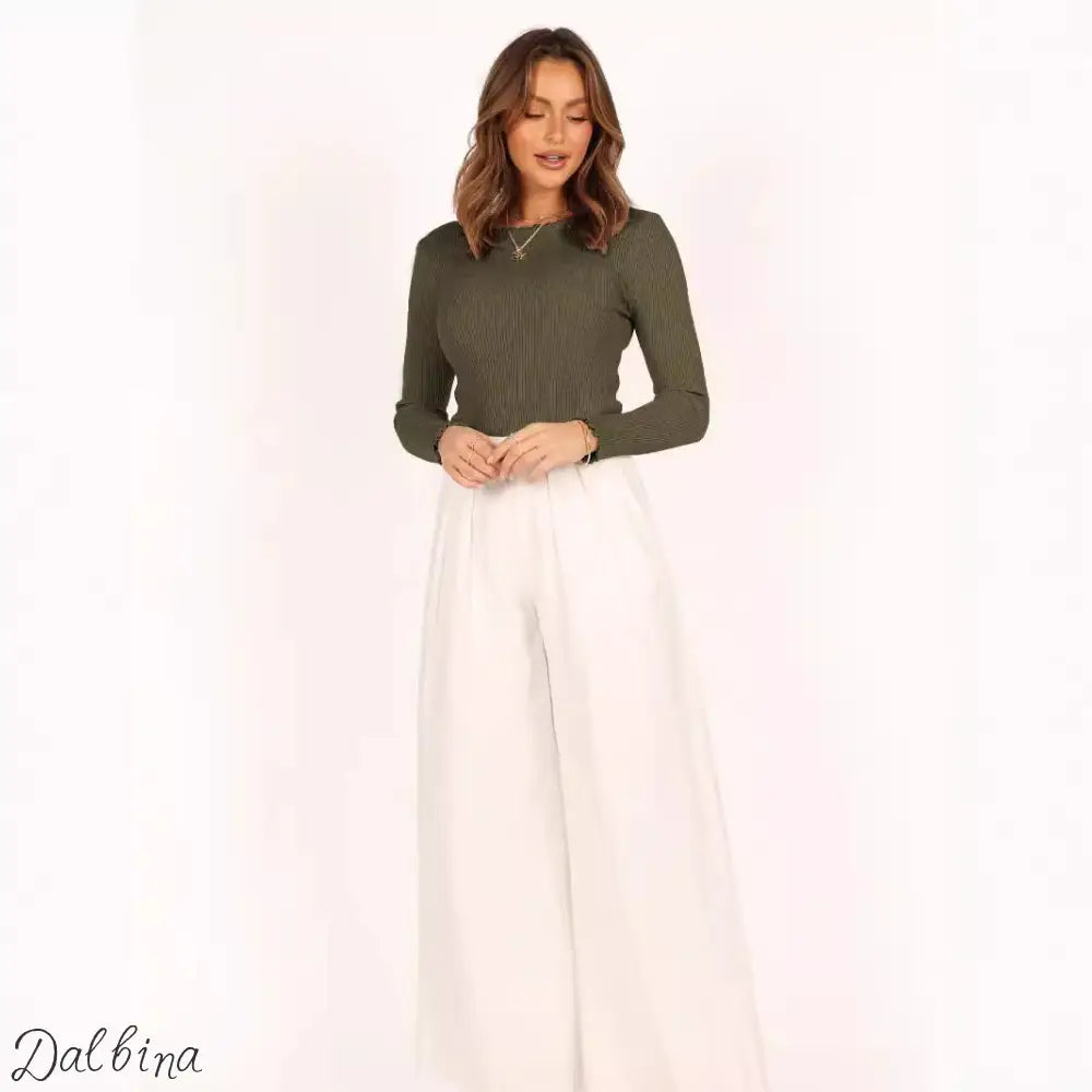Ribbed Chic Shoulder Top – Dalbina Sleek Fit